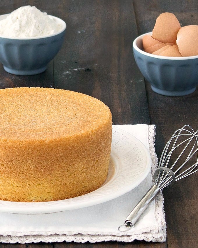 3 Ingredient Sponge Cake