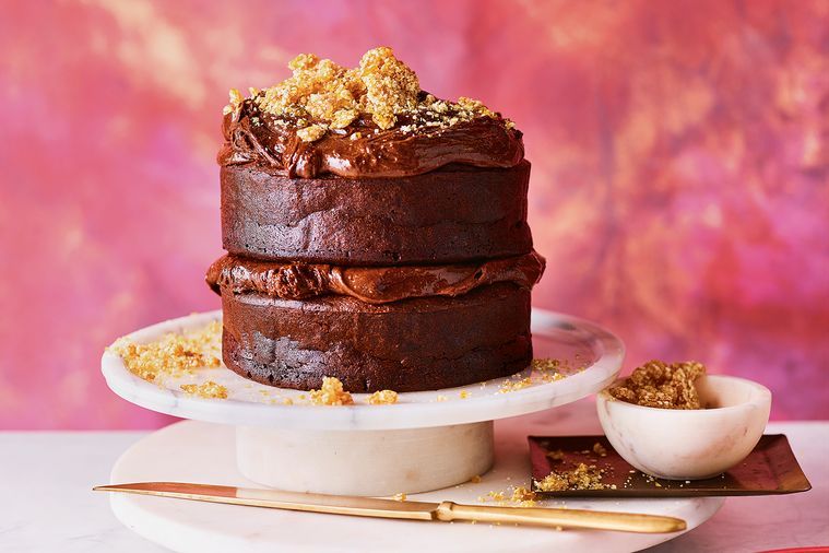 Fudgy chocolate tahini cake